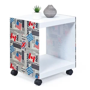 Flarry salontafel met witte en gekleurde glazen wanden. Flarry salontafel met witte en gekleurde glazen wanden.