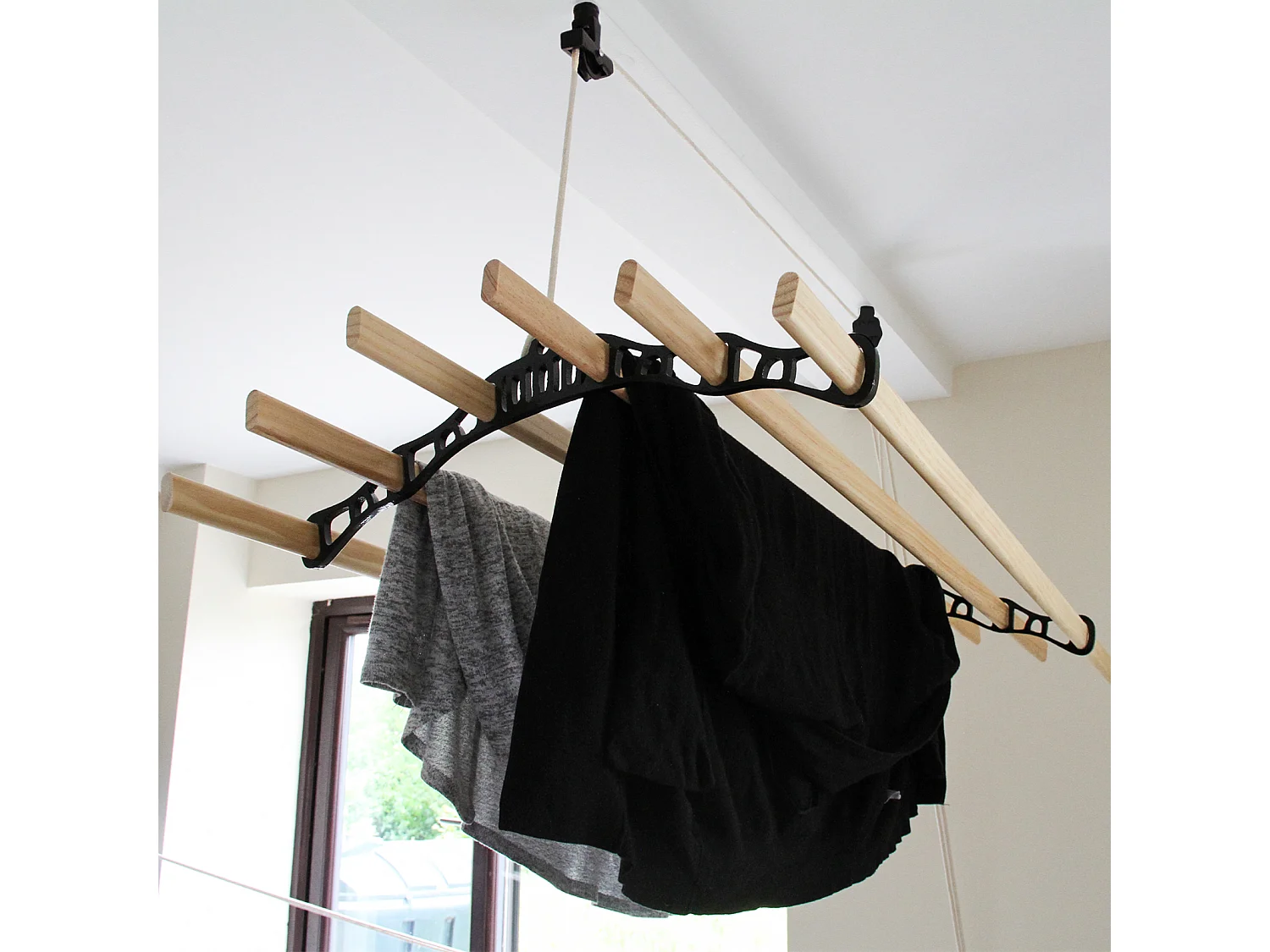 Droogrek ophangbaar plafond - zwart - 1.8 meter