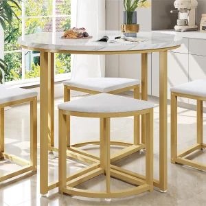 Eettafel en 4 stoelen – MDF blad, verguld ijzeren frame en wit fluwelen kussens – Wit & Goud