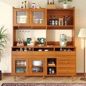 Eetkamer buffetkast (145 x 39 x 171 cm) met lange regenboog glazen deuren, wijnglas houder, houten frame en gouden accenten.