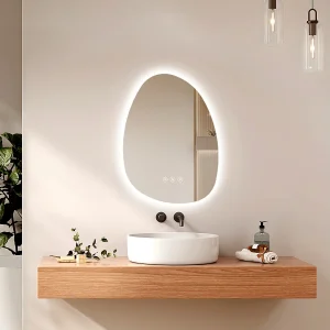 EMKE Asymmetrische LED Badkamerspiegel met 3-kleuren dimbare verlichting, anti-condens functie en touch schakelaar, 65×45 cm