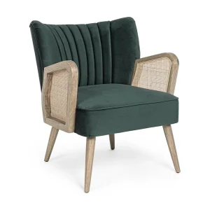 Fauteuil van stof met fluweeleffect in groen, houten poten en armleuningen – VIRNA Fauteuil van stof met fluweeleffect in groen, houten poten en armleuningen – VIRNA