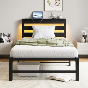 Eenpersoonsbed 90x200cm met LED-verlichting en USB-aansluiting – Volwassenenbed in zwart metaal en hout (matras niet inbegrepen) Eenpersoonsbed 90x200cm met LED-verlichting en USB-aansluiting – Volwassenenbed in zwart metaal en hout (matras niet inbegrepen)