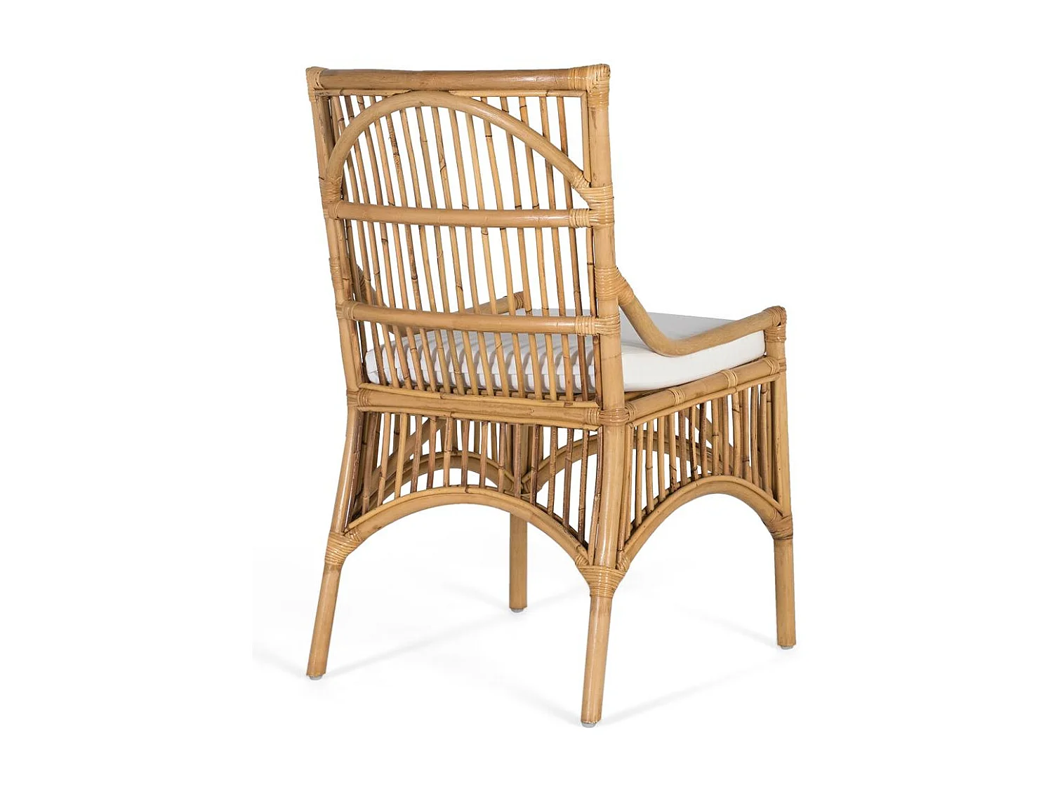 Ensemble van twee chaises en rotin met coussins rembourrés