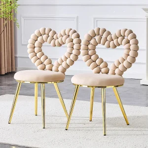 Fluwelen eetkamerstoelen (set van 2), rugleuning met driehoekige uitsparing, zwart geverfde metalen poten, beige