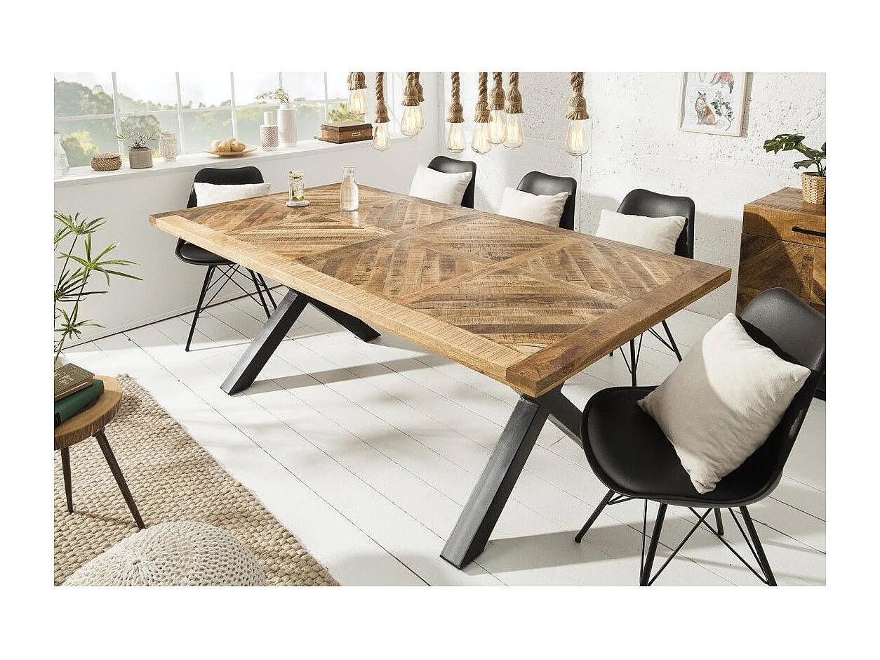 Eettafel ZAREL 160 cm - Blad van massief mangohout en zwart metaal