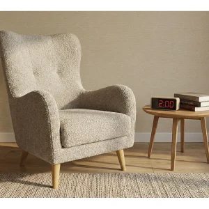 Elegante relaxfauteuil met gevormde zitting en rugleuning. Elegante relaxfauteuil met gevormde zitting en rugleuning.
