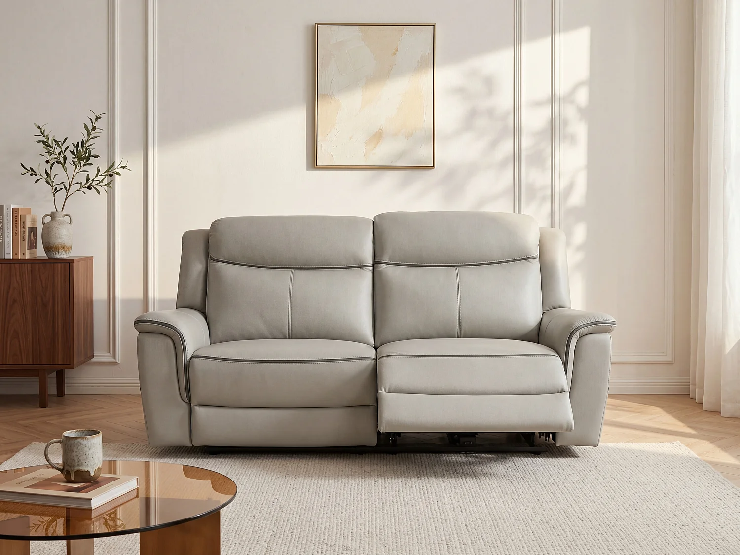 Elektrische driezitsrelaxbank van lichtgrijs leer ADELIO
