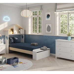 Eenvoudig verlicht met etagère en assortimentsinhoud 216,5×153 cm Eenvoudig verlicht met etagère en assortimentsinhoud 216,5×153 cm