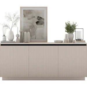 Dressoir met 3 deuren – corpus kasjmier mat, geribbelde fronten kasjmier mat – 166,8 cm, op plint