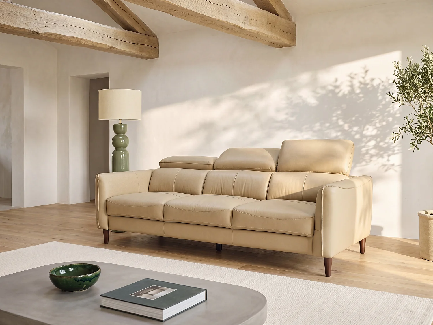 Driezitsbank van beige buffelleer SALVI