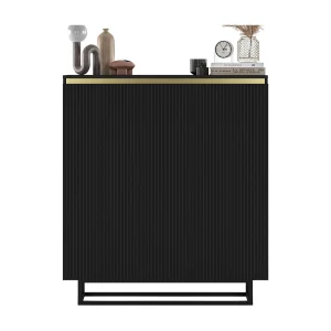 Dressoir met 2 deuren – mat zwart corpus, geribbelde fronten mat zwart – 110,8 cm, zwart metalen frame Dressoir met 2 deuren – mat zwart corpus, geribbelde fronten mat zwart – 110,8 cm, zwart metalen frame