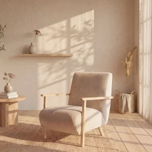 Fauteuil van beige stof en hout. Een eigentijdse stijl. JULOMO Fauteuil van beige stof en hout. Een eigentijdse stijl. JULOMO