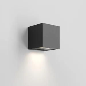 Forward 2-lichts asymmetrische buitenwandlamp, aluminium frame, geïntegreerde 10,5W 3000K LED, zwarte afwerking, compact ontwerp IP54 Forward 2-lichts asymmetrische buitenwandlamp, aluminium frame, geïntegreerde 10,5W 3000K LED, zwarte afwerking, compact ontwerp IP54