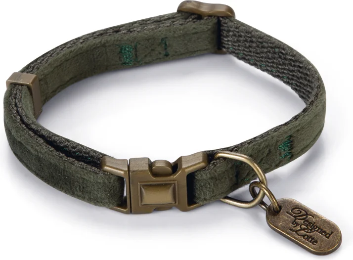 Designed by Lotte hondenhalsband Velura groen 20-30 x 1 cm