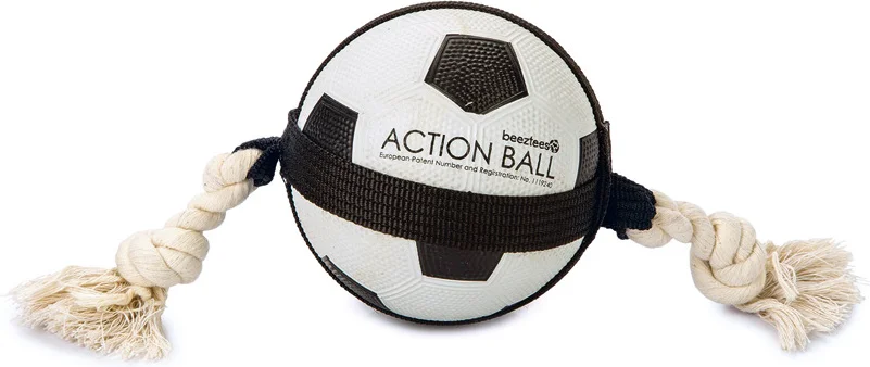 Beeztees voetbal met touw Action D 12,5 H 12,5 cm