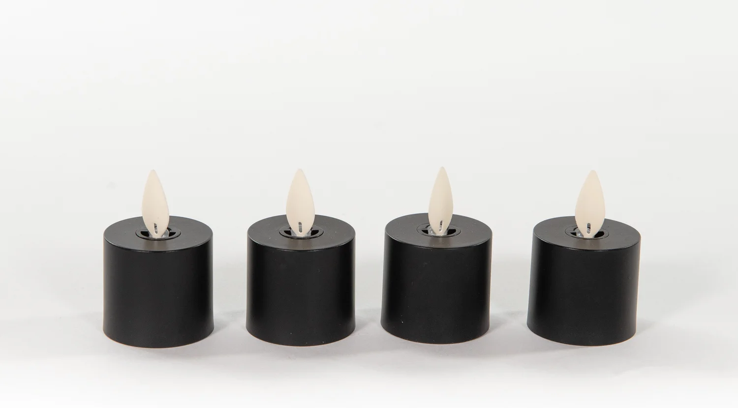 Anna's Collection LED uitbreidingsset waxinelicht met timer zwart D 3,8 H 6 cm 4 stuks